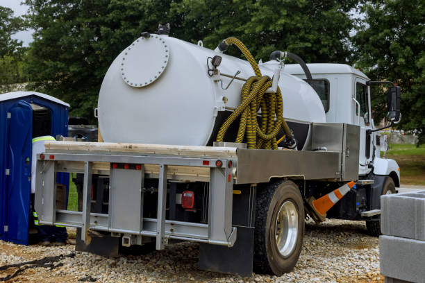 Best High-end porta potty rental  in Raymond, IL