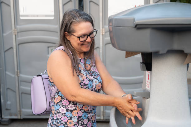 Best Best portable toilet rental  in Raymond, IL